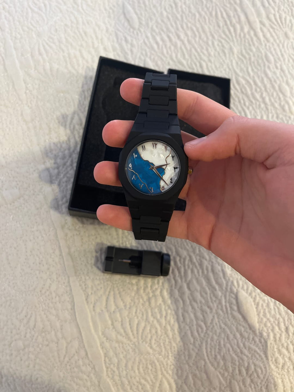 <h2>Trusted by <strong>50.000+ Classy Men all over the globe</strong></h2><p></p>